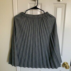 Uniqlo Kids Pleated Pocket Checkered Skirt, Gray, Size 150